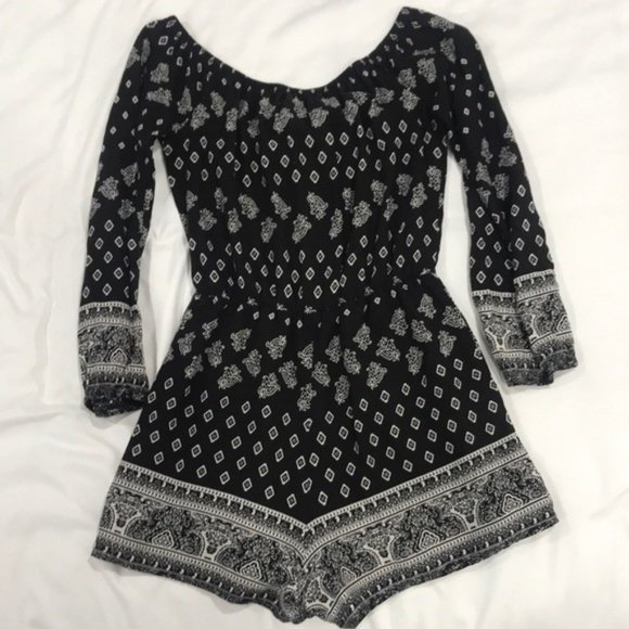 SOLD: LA Hearts Black Tribal Patterned Romper/Playsuit - Picture 2 of 5